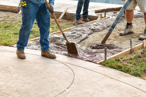 Best Concrete Sidewalk Installation  in Apple Valley, MN